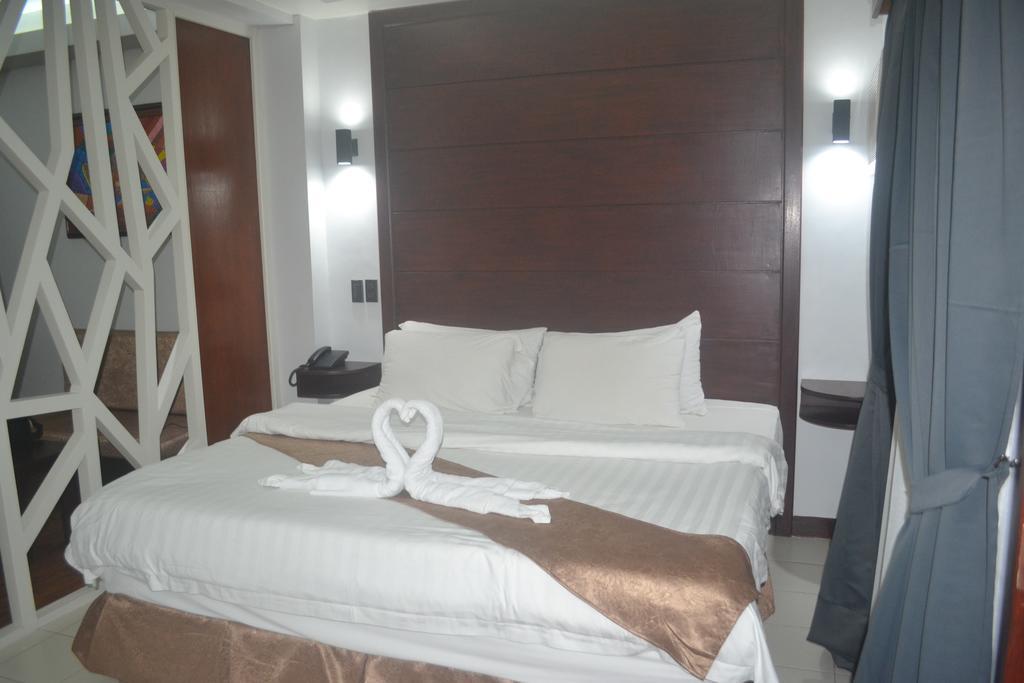Hotel Dm Residente & Angeles
