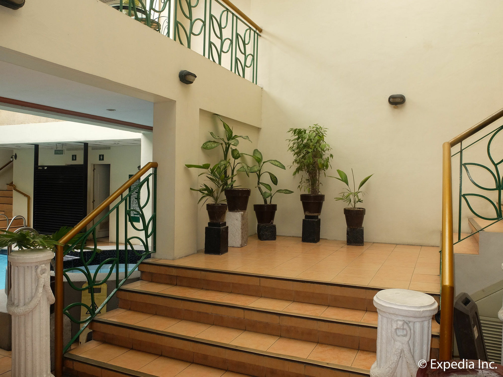 Hotel Dm Residente & 3*