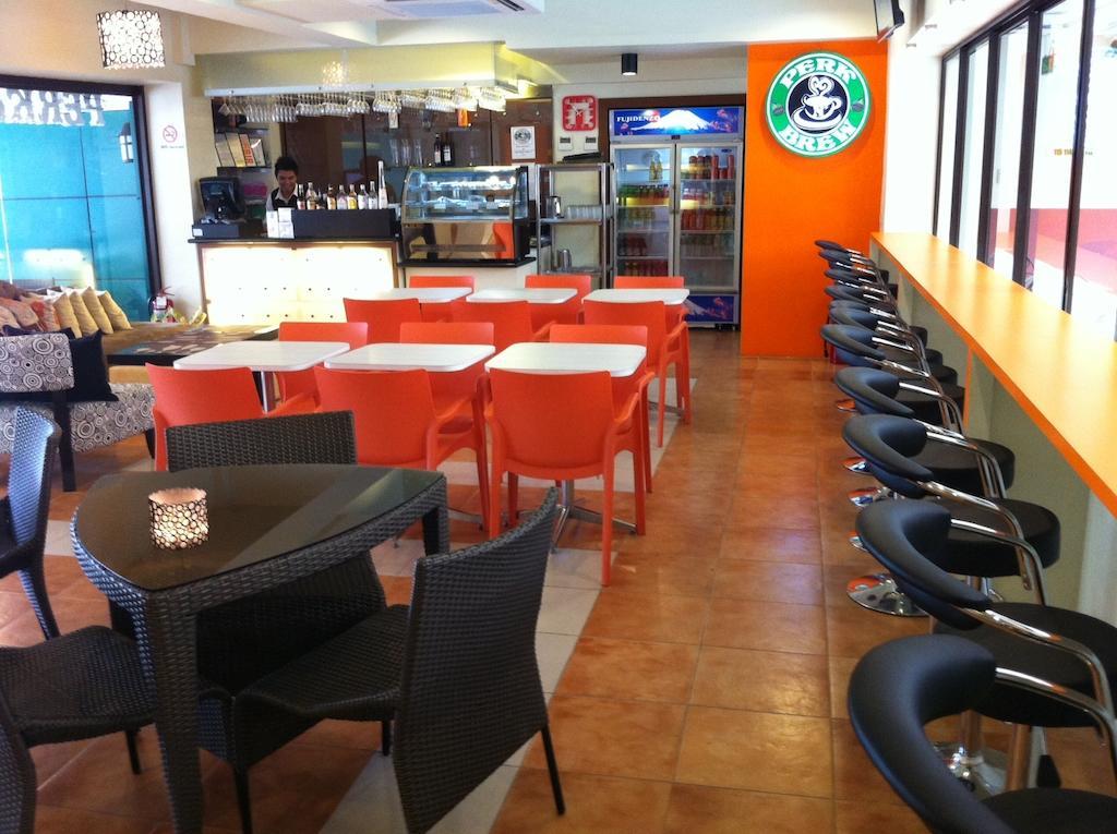 Hotel Dm Residente &