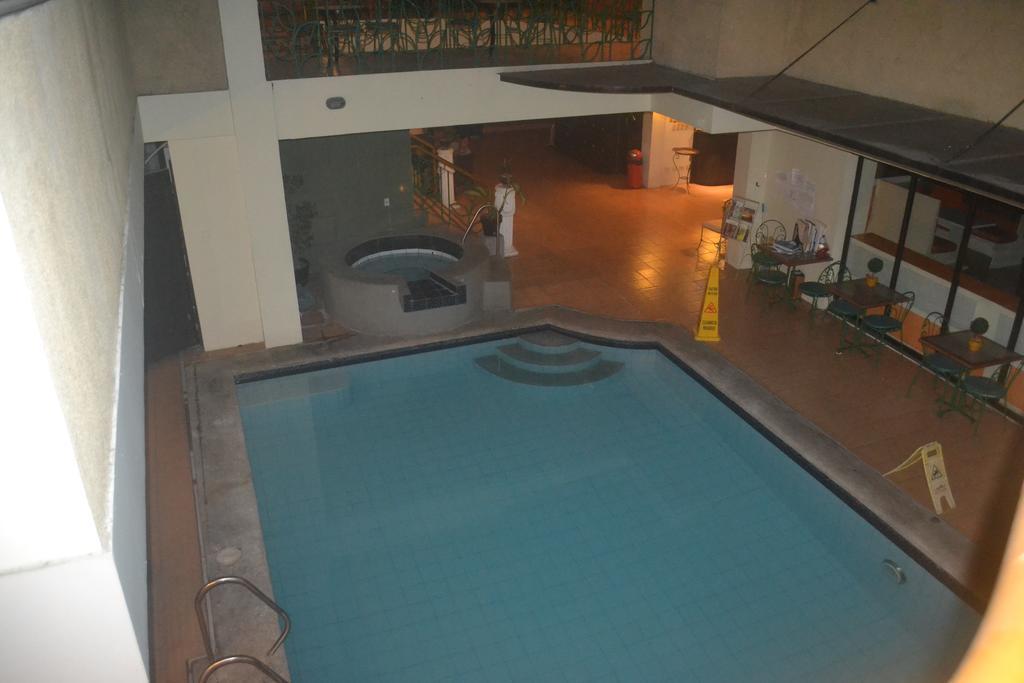 Hotel Dm Residente & Angeles