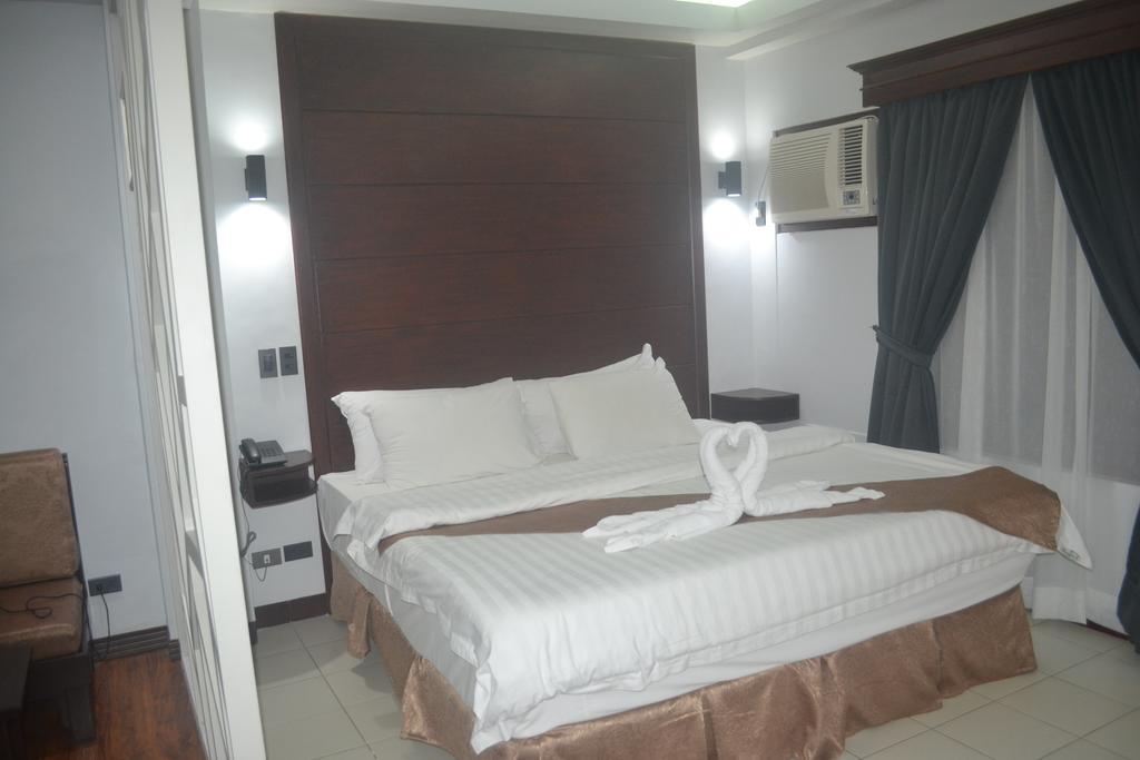 Hotel Dm Residente &