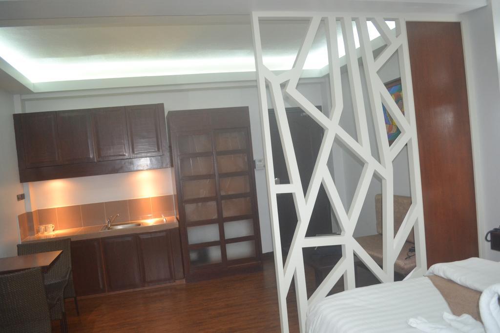 Hotel Dm Residente &