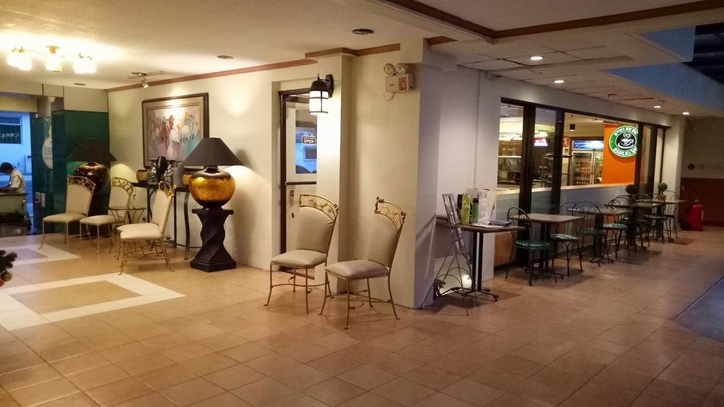 Dm Residente & Hotel Angeles